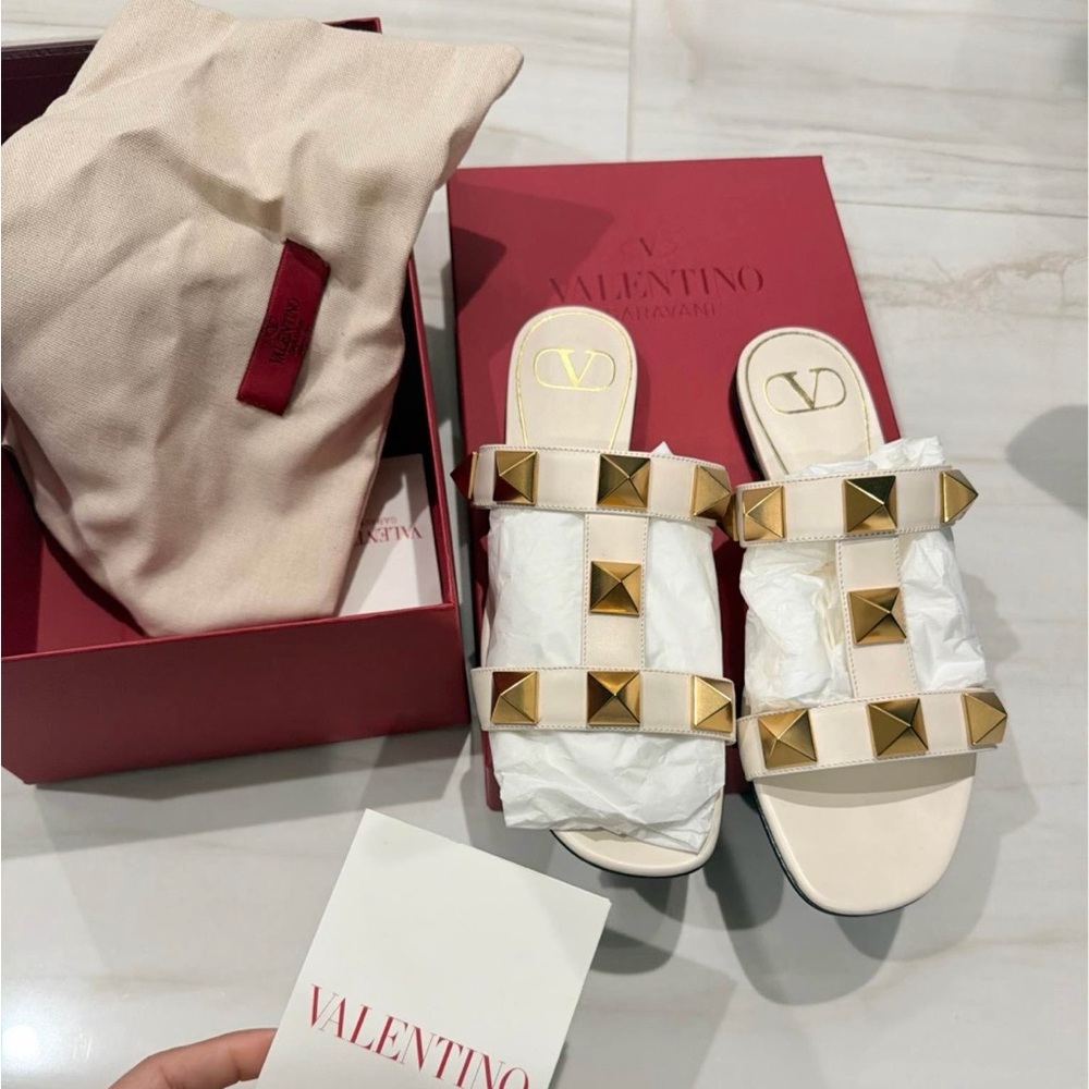 Valentino Women's Cream and Gold Pyramid Stud Sandals